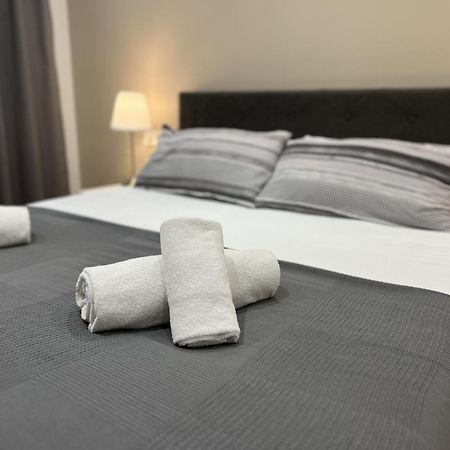 Apartamenticos Plaza Las Armas III Saragossa Zewnętrze zdjęcie